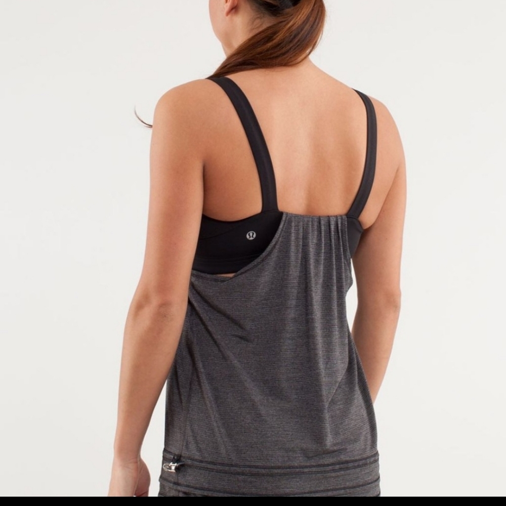 lululemon top size 6